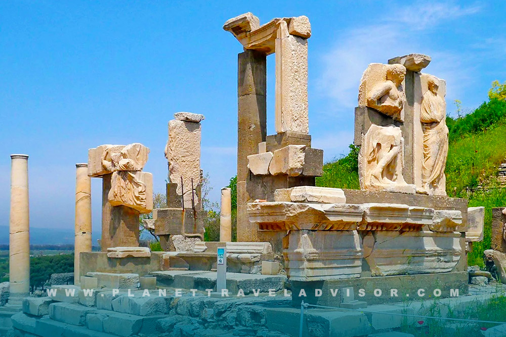 Getting to the Temple of Artemis - Planet Travel Advisor.jpg