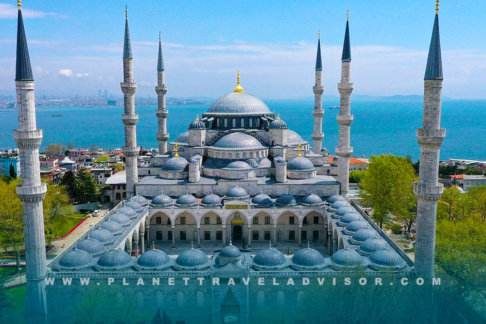 The Blue Mosque Facts at a Glance - Planet Travel Advisor.jpg