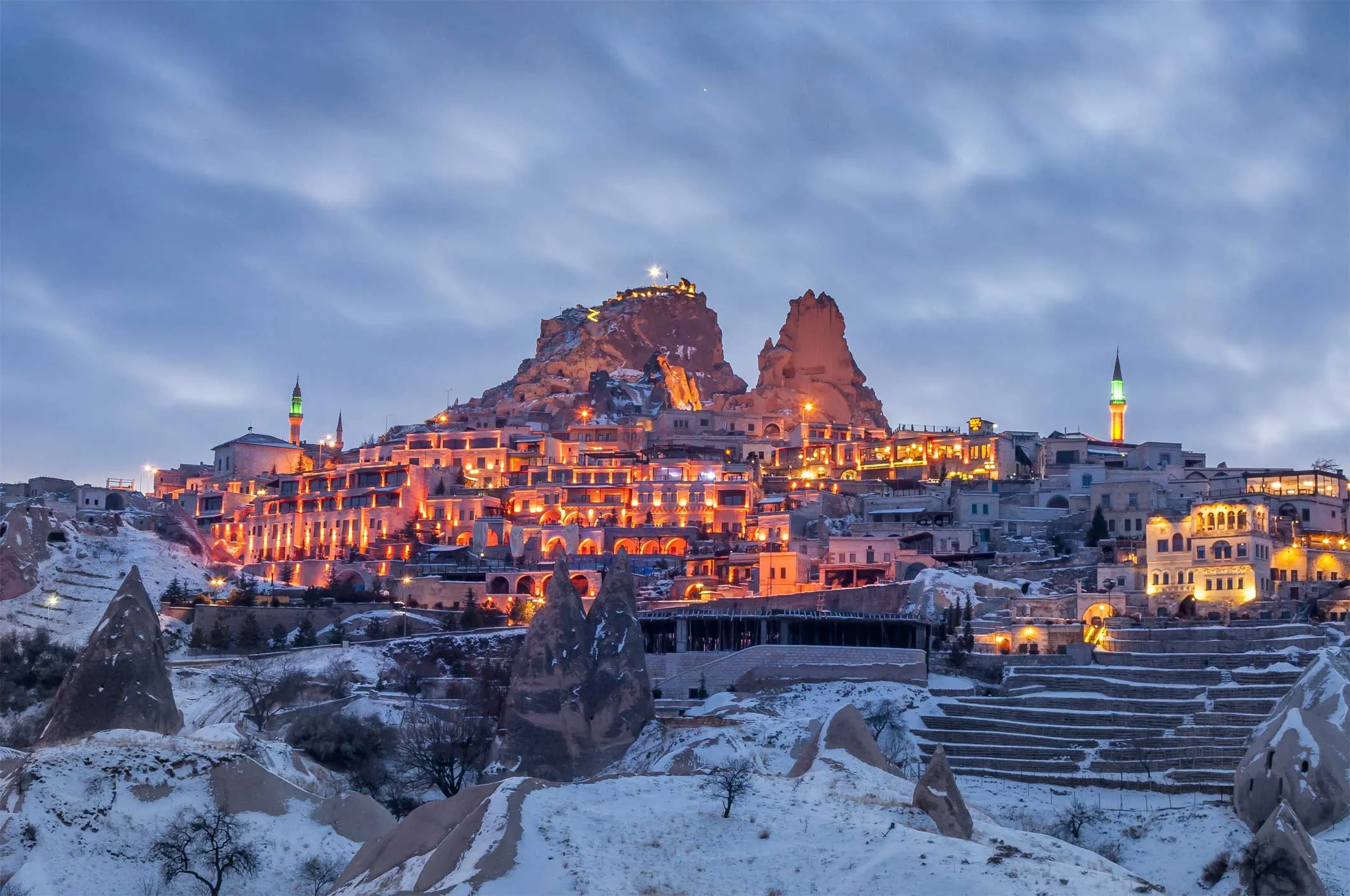 Uchisar Castle Travel Guide: History, Views, Tickets & Tips
